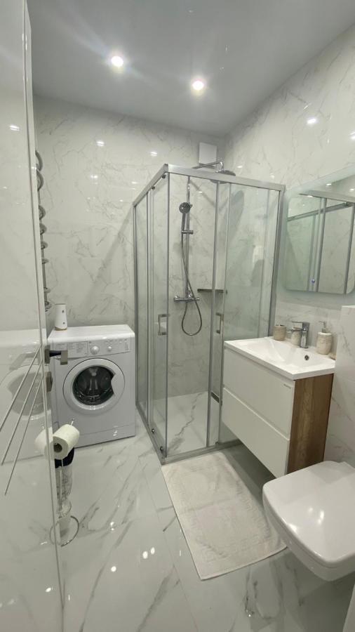 Апартаменти Жк Сонячний Квартал Golubinoye Exterior foto